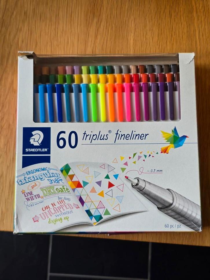 Staedtler Triplus Fineliner - 60 Kleuren - Nieuw, Hobby en Vrije tijd, Tekenen, Nieuw, Potlood of Stift, Ophalen