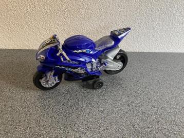 leuke speelgoed motor 20cm.  vliegwielaandrijving beschikbaar voor biedingen