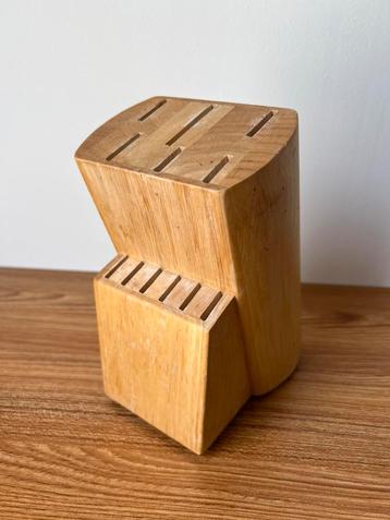 Houten Messenblok 12-delig van merk BK Excellent beschikbaar voor biedingen