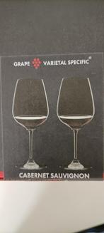 2 Riedel wijn glazen voor rode wijn, Ophalen of Verzenden, Nieuw, Overige typen