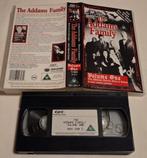 The Addams Family Volume One VHS TV-Serie IMPORT, Alle leeftijden, Ophalen of Verzenden, Gebruikt, Actie en Avontuur
