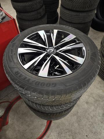 Lexus LBX Winterwielenset 215/60R17 Goodyear beschikbaar voor biedingen