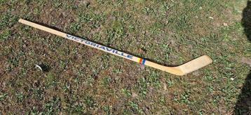 Vintage Victoriaville Ice Hockey Stick uit de Jaren '70 beschikbaar voor biedingen