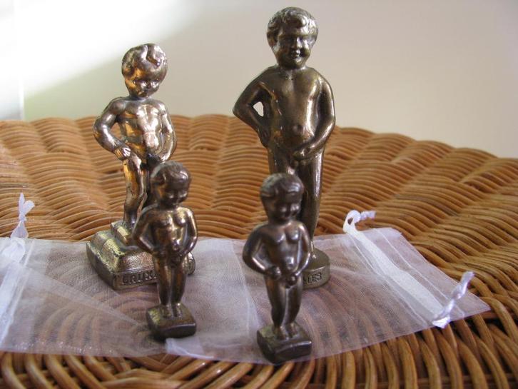 Manneke Pis * Brussel België * van LANG GELEDEN * 4 x =, Antiek en Kunst, Antiek | Koper en Brons, Koper, Ophalen of Verzenden