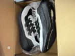 Adidas, Ultraboost S23708 (Black and white):-  Size 39 1/3, Adidas, Nieuw, Ophalen of Verzenden, Wit