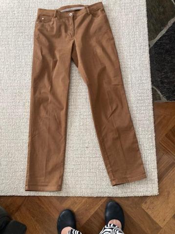 Brax broek model carola maat 44L beschikbaar voor biedingen