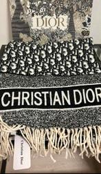 Mooie  warme Christian Dior, Ophalen of Verzenden, Zo goed als nieuw, Overige maten, Muts