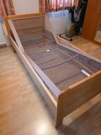 Mooi seniorenbed+nachtkastje met verstelbare Auping spiraal, Ophalen, 90 cm, Eenpersoons, Hout