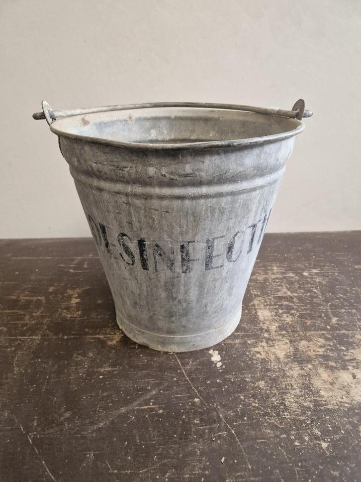 Brocante zinken emmer met opdruk DESINFECTIE, Antiek en Kunst, Curiosa en Brocante, Ophalen of Verzenden