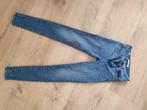Levi broek zgan, Blauw, Ophalen of Verzenden, Zo goed als nieuw, Maat 34 (XS) of kleiner