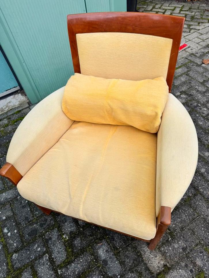 2x Giorgetti fauteuil gele stoffering, Huis en Inrichting, Fauteuils, Gebruikt, Stof, 50 tot 75 cm, 75 tot 100 cm, Ophalen of Verzenden