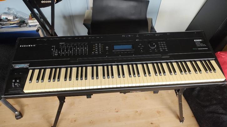 Te koop Kurzweil K2500XS met veel opties, Muziek en Instrumenten, Synthesizers, Gebruikt, 88 toetsen, Overige merken, Met koffer of flightcase