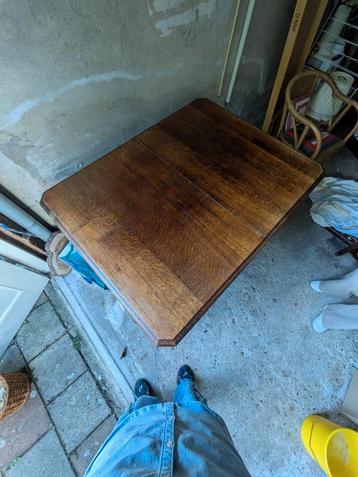 Authentieke Mechelse Tafel - 100x130x76cm - eikenhout beschikbaar voor biedingen