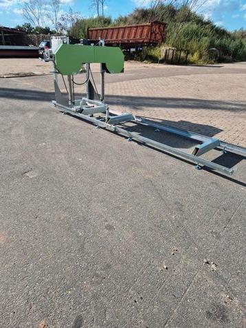 Bomen lintzaagmachine lintzaag 380 volt beschikbaar voor biedingen