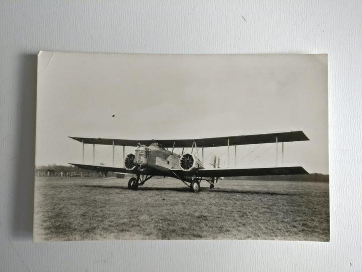 Ansichtkaart met een Boulton Paul P.75 “Overstrand” (A62), Verzamelen, Luchtvaart en Vliegtuigspotten, Gebruikt, Kaart, Foto of Prent