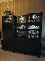 Super praktische IKEA BESTÅ kast/vitrinekast zwart/bruin, Huis en Inrichting, Ophalen, Glas, 150 tot 200 cm, Zo goed als nieuw