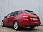 PEUGEOT 308 SW 1.2 PURETECH EXECUTIVE/LED/TREKHAAK/PANO/PARK, Voorwielaandrijving, Gebruikt, Euro 6, 1199 cc