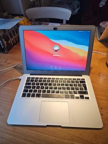 Laptop Macbook Air 6,2 13,3" DualCore i7 8Gb 256Gb SSD A1466 beschikbaar voor biedingen