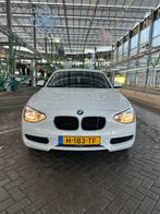 BMW 1-Serie 114I 75KW 5-DR 2013 Wit, 1-Serie, Achterwielaandrijving, Zwart, 4 cilinders