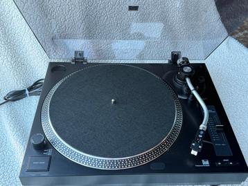 Dual DT250 USB professional turntable beschikbaar voor biedingen