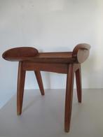 vintage deens tafeltje, bijzettafeltje, kranten/lectuurbak, Ophalen, Vintage Deens design, Minder dan 55 cm, Gebruikt