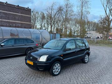 Ford Fusion 1.4 16V 2004 Zwart - Nette auto - rijdt goed beschikbaar voor biedingen