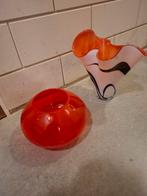 Twee Prachtige Vazen - ZGAN!, Huis en Inrichting, Woonaccessoires | Vazen, Ophalen of Verzenden, Minder dan 50 cm, Rood, Glas