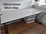 Groot en stevig bureau, Huis en Inrichting, Bureaus, Ophalen, Zo goed als nieuw
