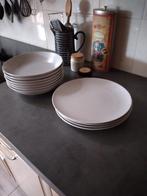 Diepe en platte borden, Huis en Inrichting, Ophalen, Zo goed als nieuw, Overige stijlen, Bord(en)
