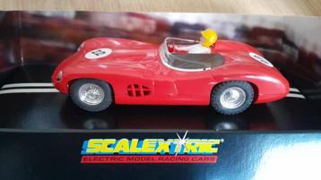 Slotcar aston martin dbr scalextric 1/32  beschikbaar voor biedingen