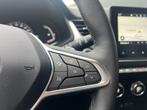 Renault Captur 1.3 Techno Automaat / Stoel & Stuurverwarming, Stof, Gebruikt, 4 cilinders, Wit