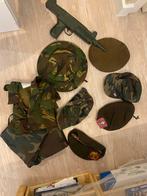 Legerspullen/ verkleden…baretten, Ophalen of Verzenden, Gebruikt, Zonnebril, Overige merken