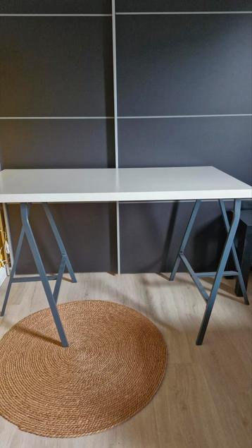 Bureau 120x60 plank,  schragen 70x39x60 extra plank 100x60 beschikbaar voor biedingen