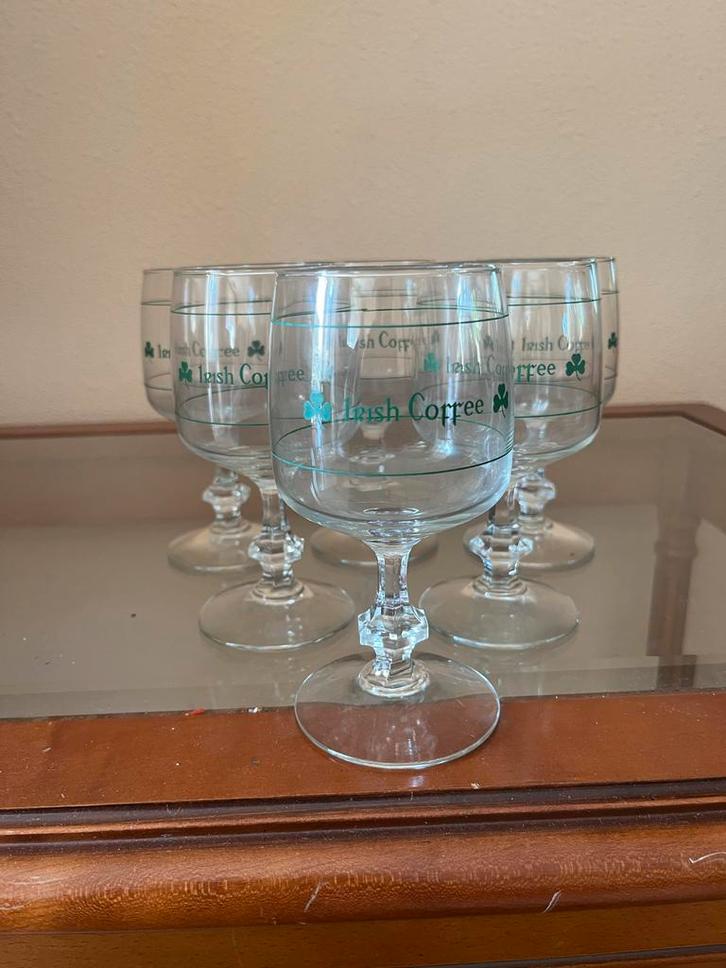 Vintage '70 Irish Coffee Glazen, Huis en Inrichting, Keuken | Servies, Gebruikt, Glas of Glazen, Overige stijlen, Glas, Ophalen of Verzenden