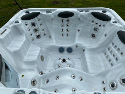 ❤️‍🔥 JACUZZI ❤️‍🔥 GEBRUIKT ❤️‍🔥 1 JAAR GARANTIE ❤️‍🔥, Tuin en Terras, Bubbelbaden en Hottubs, Zo goed als nieuw, Filter, Ophalen of Verzenden