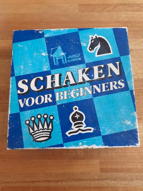 Avro academie Schaken voor beginners, schaakdoos, Hobby en Vrije tijd, Gezelschapsspellen | Bordspellen, Gebruikt, Een of twee spelers
