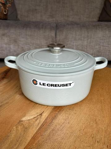 Le Creuset Gietijzeren Braadpan 22 cm – Pistache beschikbaar voor biedingen