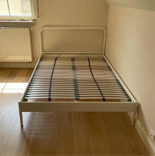 Bed Frame, Huis en Inrichting, Slaapkamer | Bedden, Zo goed als nieuw, Twijfelaar, Overige maten, Overige maten, Metaal, Wit, Ophalen