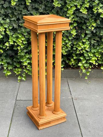 Vintage Rotan Bamboe Zuil Planten-tafeltje Pilaar Sokkel beschikbaar voor biedingen