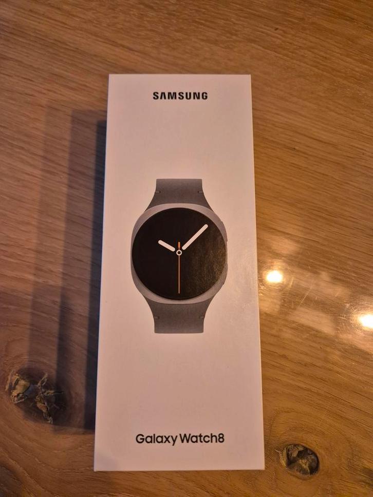 Samsung Galaxy Watch 8 LTE - Smartwatch, Sieraden, Tassen en Uiterlijk, Smartwatches, Zo goed als nieuw, Android, Zwart, Afstand