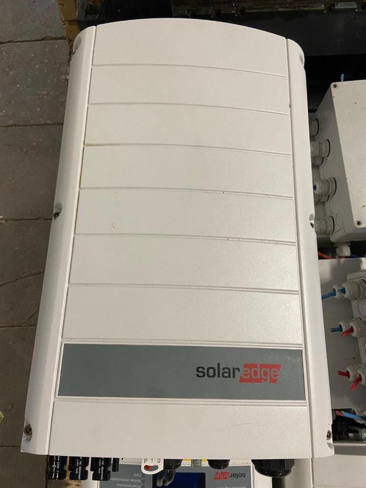 SolarEdge omvormers uitverkoop op = op, Doe-het-zelf en Verbouw, Zonnepanelen en Toebehoren, Gebruikt, Overige typen, 200 wattpiek of meer