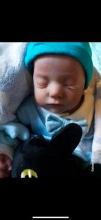 Lieve Reborn pop met stoffen lijfje, Verzamelen, Poppen, Ophalen of Verzenden, Nieuw, Babypop, Levensecht of Reborn