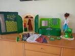 Fleur met badkamer, kast, koffer, meubels en kleding, Verzamelen, Poppen, Ophalen of Verzenden, Gebruikt, Pop