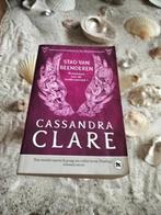Cassandra Clare - Stad van beenderen, Boeken, Ophalen of Verzenden, Zo goed als nieuw, Cassandra Clare