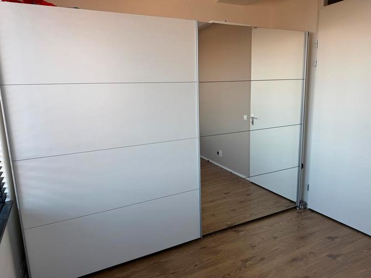 Grote IKEA Pax kast met schuifdeuren - 300x65x210, Huis en Inrichting, Kasten | Kledingkasten, Zo goed als nieuw, 200 cm of meer
