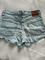 Levi’s korte jeans maat 36 Nieuwstaat, Blauw, Ophalen of Verzenden, Zo goed als nieuw, W28 - W29 (confectie 36)