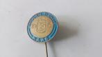 Speldje gouden tientje kaas., Verzamelen, Speldjes, Pins en Buttons, Ophalen of Verzenden, Zo goed als nieuw