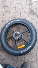 16 inch wiel en band Kenda, Ophalen of Verzenden, Zo goed als nieuw, Algemeen, Band