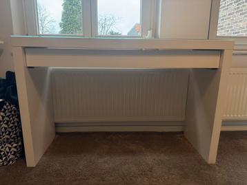 IKEA Malm male-up tafel - afbeelding 1