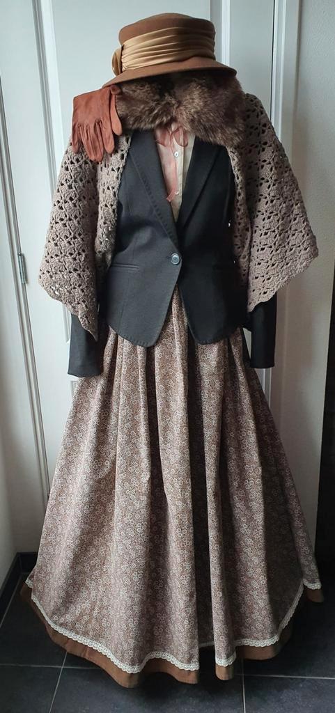 Charles Dickens Kledingset Maat 38/40 (Nr 12), Kleding | Dames, Carnavalskleding en Feestkleding, Zo goed als nieuw, Kleding, Historisch